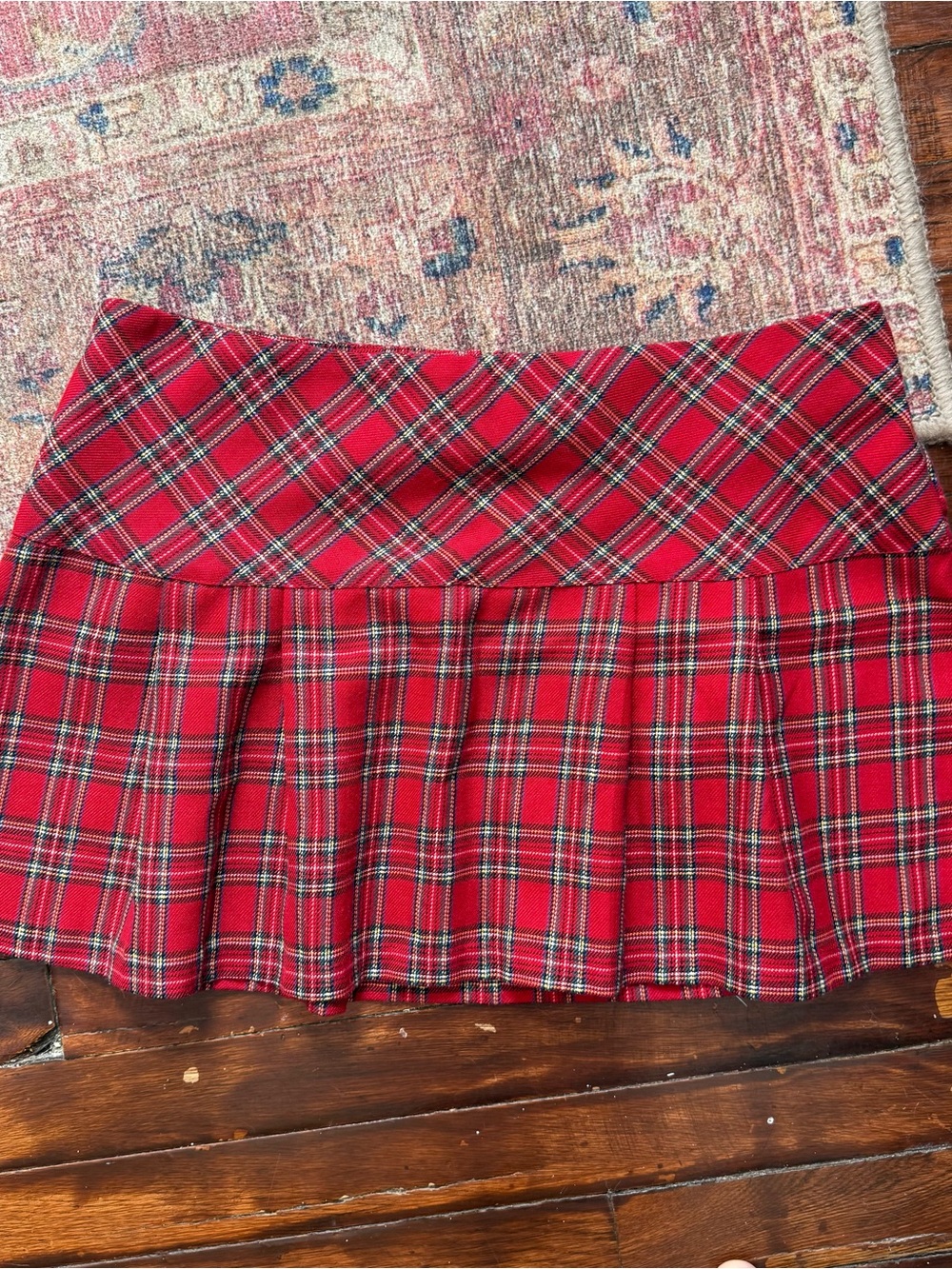 Vintage Y2K Charlotte Russe Red Plaid Mini Skirt
